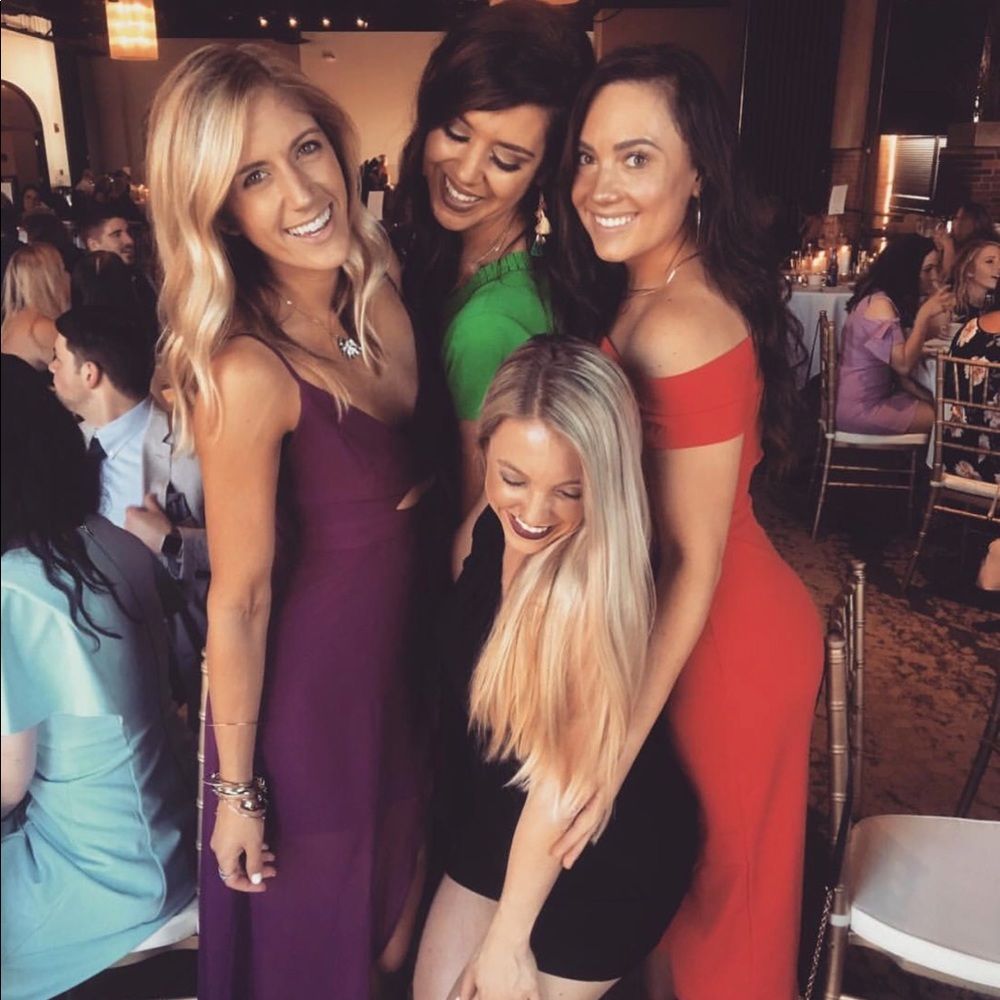 Meet your Posher, Nicole